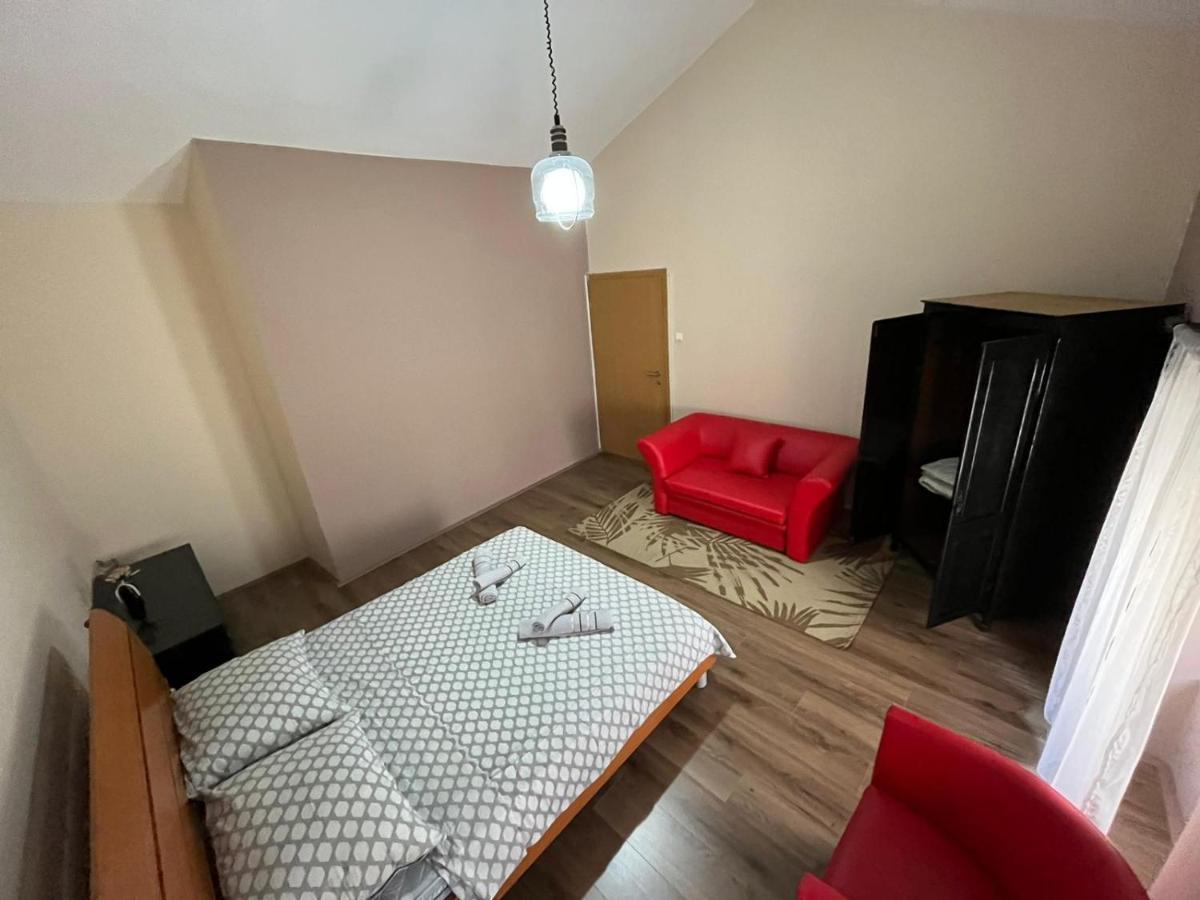 Old Town Apartment 梅杜林 外观 照片