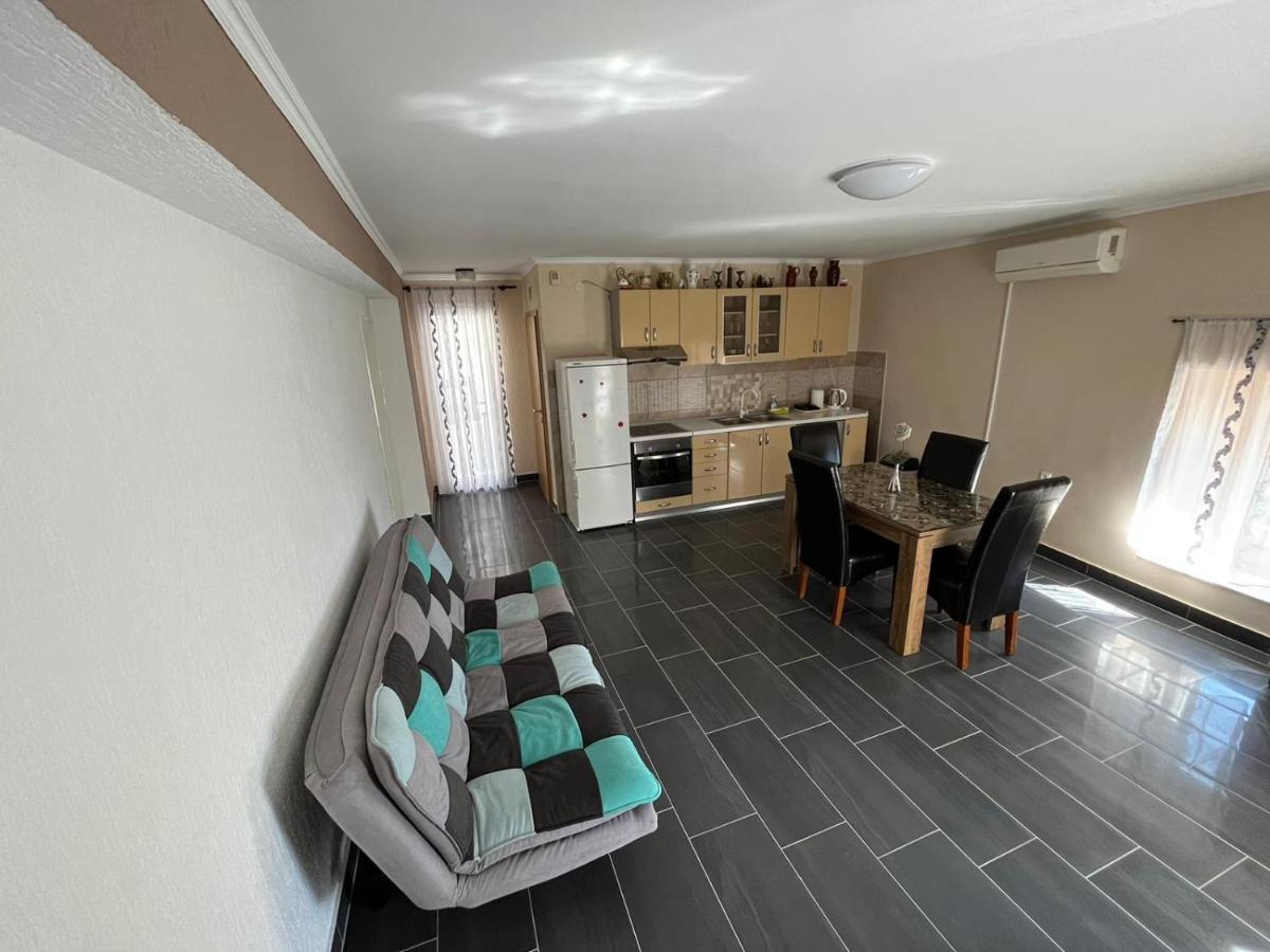 Old Town Apartment 梅杜林 外观 照片