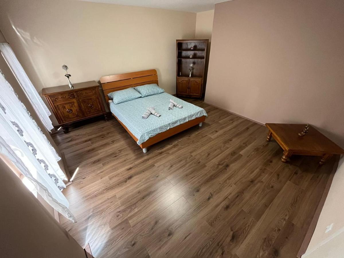 Old Town Apartment 梅杜林 外观 照片