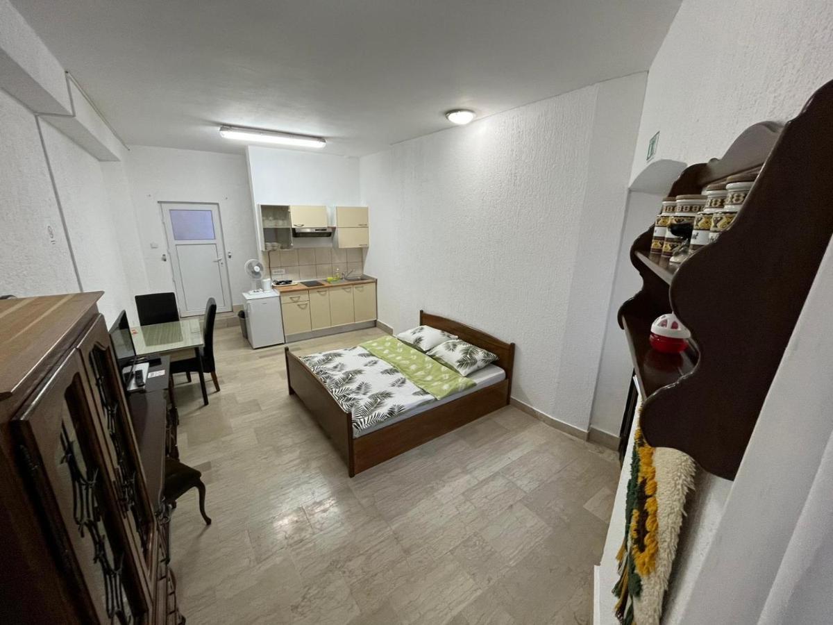 Old Town Apartment 梅杜林 外观 照片